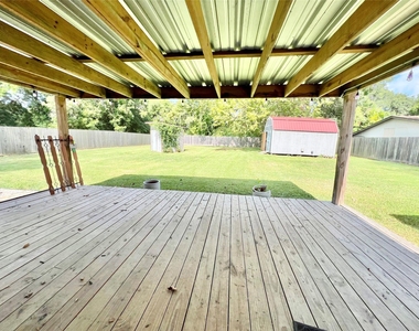 4410 Jackson Street - Photo Thumbnail 3
