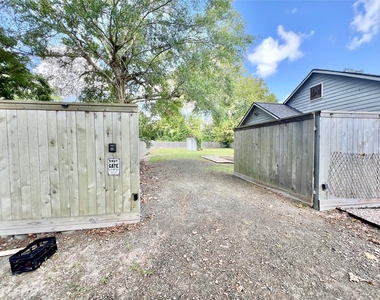 4410 Jackson Street - Photo Thumbnail 10
