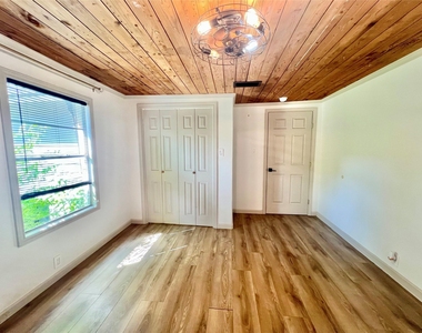 4410 Jackson Street - Photo Thumbnail 25