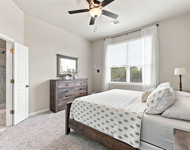 10635 Natural Pond Road - Photo Thumbnail 9