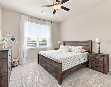 10635 Natural Pond Road - Photo Thumbnail 8