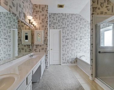 4219 Copper Creek - Photo Thumbnail 8