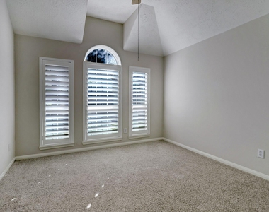 4219 Copper Creek - Photo Thumbnail 5
