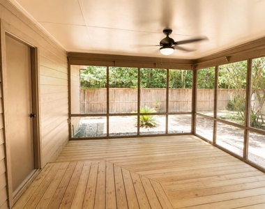 15 Mallard Glen Place - Photo Thumbnail 34