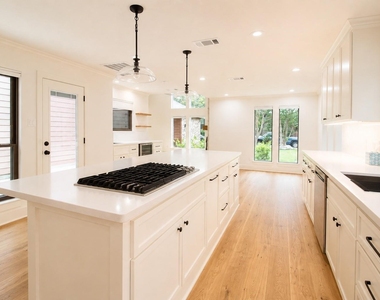 15 Mallard Glen Place - Photo Thumbnail 11