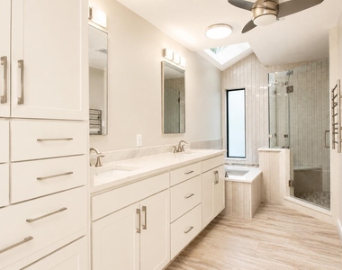15 Mallard Glen Place - Photo Thumbnail 23