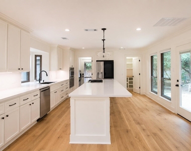 15 Mallard Glen Place - Photo Thumbnail 12