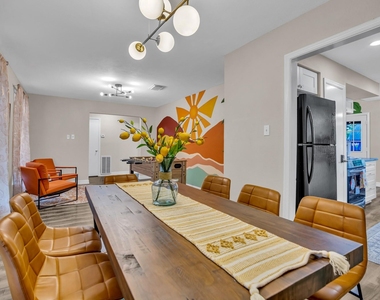 11011 Sagewillow Lane - Photo Thumbnail 4