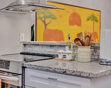 11011 Sagewillow Lane - Photo Thumbnail 14
