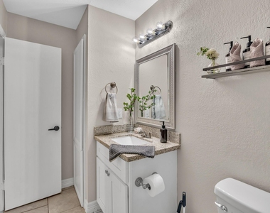11011 Sagewillow Lane - Photo Thumbnail 31