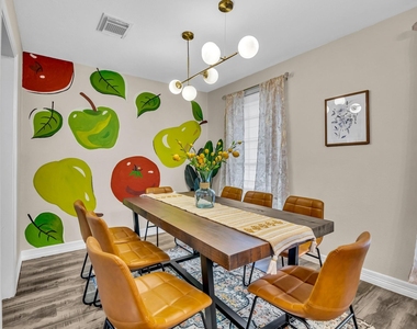 11011 Sagewillow Lane - Photo Thumbnail 5