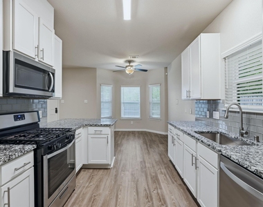 4834 Van Fleet Street - Photo Thumbnail 4