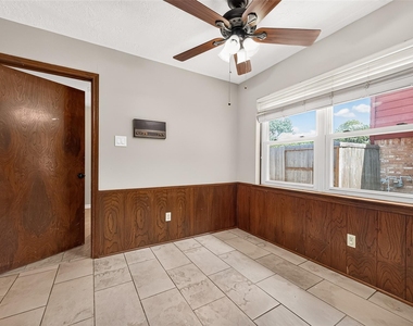 11710 N Petersham Drive - Photo Thumbnail 20