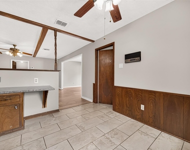 11710 N Petersham Drive - Photo Thumbnail 21