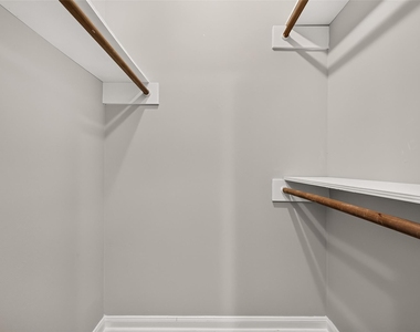 11710 N Petersham Drive - Photo Thumbnail 32