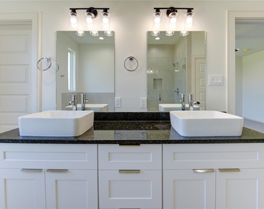 2922 El Fenice Lane - Photo Thumbnail 6