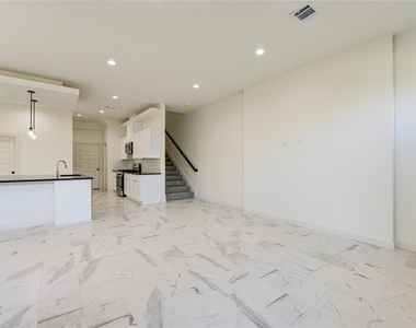 2922 El Fenice Lane - Photo Thumbnail 34