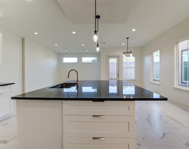 2922 El Fenice Lane - Photo Thumbnail 30