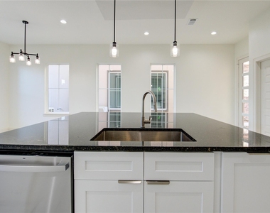 2922 El Fenice Lane - Photo Thumbnail 26
