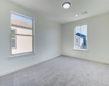 2922 El Fenice Lane - Photo Thumbnail 19