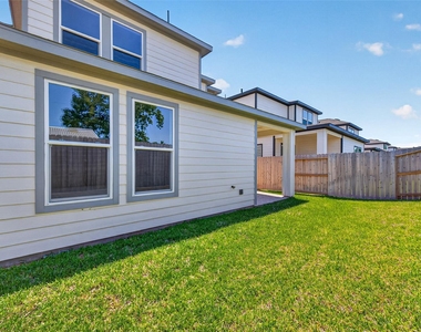 4333 Avron Drive - Photo Thumbnail 47