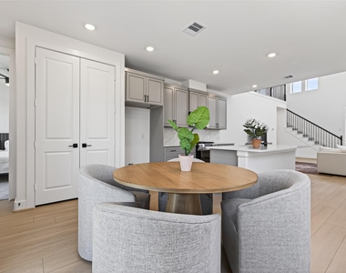 4333 Avron Drive - Photo Thumbnail 21