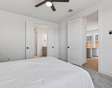 4333 Avron Drive - Photo Thumbnail 24