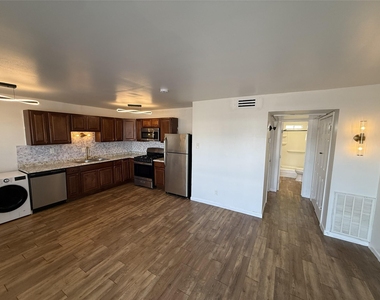 1529 Wirt Road - Photo Thumbnail 17