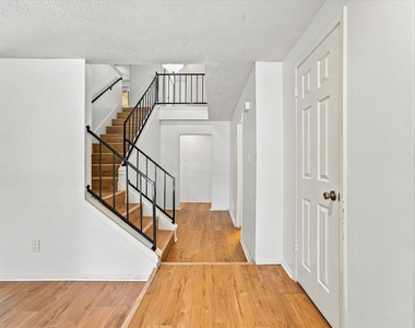 44 S Waxberry Road - Photo Thumbnail 2