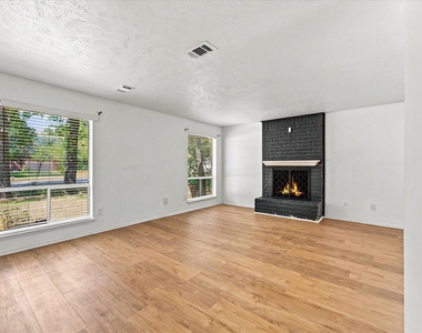 44 S Waxberry Road - Photo Thumbnail 5