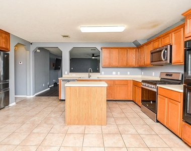 1910 Poco Drive - Photo Thumbnail 8