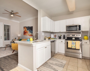 4001 Fannin Street - Photo Thumbnail 6