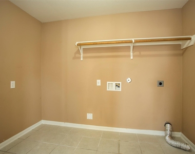 4302 Pecos River Drive - Photo Thumbnail 7