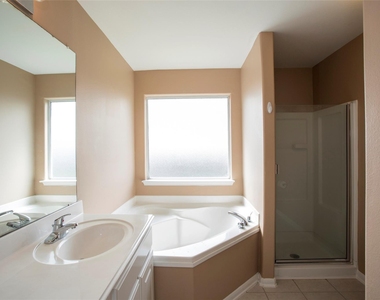 4302 Pecos River Drive - Photo Thumbnail 5