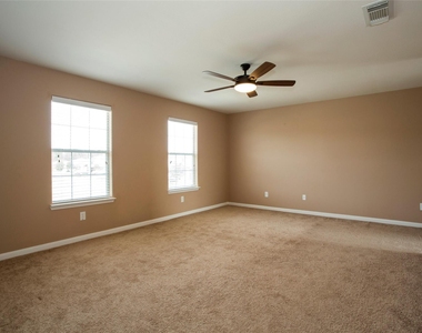 4302 Pecos River Drive - Photo Thumbnail 6