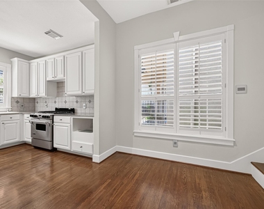 6308 Schuler Street - Photo Thumbnail 14