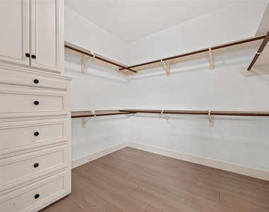 6308 Schuler Street - Photo Thumbnail 33