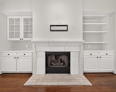 6308 Schuler Street - Photo Thumbnail 9