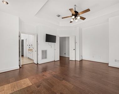 6308 Schuler Street - Photo Thumbnail 25