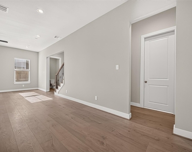 8802 Hollister Pine Court - Photo Thumbnail 23