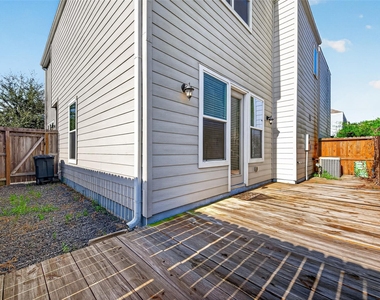 8802 Hollister Pine Court - Photo Thumbnail 49