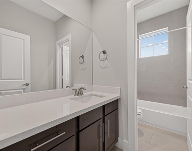 8802 Hollister Pine Court - Photo Thumbnail 33
