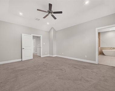 8802 Hollister Pine Court - Photo Thumbnail 40