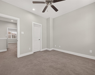 8802 Hollister Pine Court - Photo Thumbnail 36