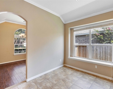13814 Mckinney Creek Lane - Photo Thumbnail 8