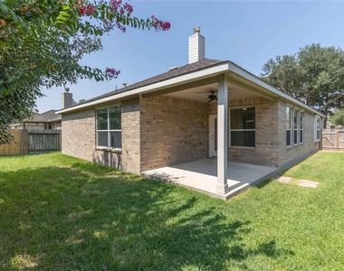 13814 Mckinney Creek Lane - Photo Thumbnail 33