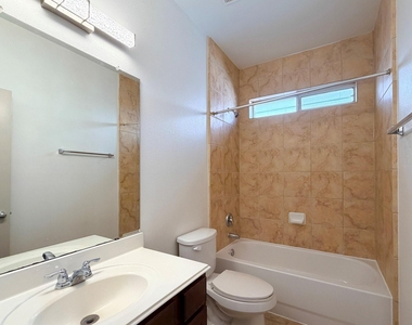 2802 Ridgeglen Lane - Photo Thumbnail 32