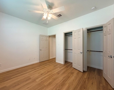 2802 Ridgeglen Lane - Photo Thumbnail 26