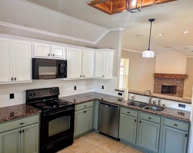21742 Winsome Rose Court - Photo Thumbnail 7