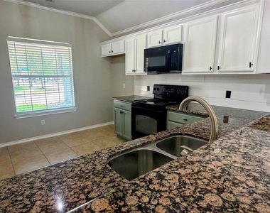 21742 Winsome Rose Court - Photo Thumbnail 13